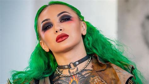 who is shotzi blackheart dating|Shotzi Blackheart Boyfriend: Is She Dating Jesus。